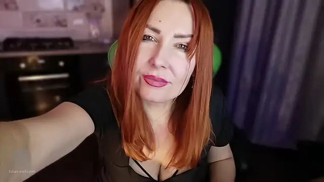 emlana online show from March 18, 2025, 10:26 pm