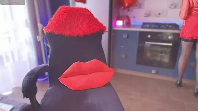 emlana online show from March 23, 2026, 2:28 pm