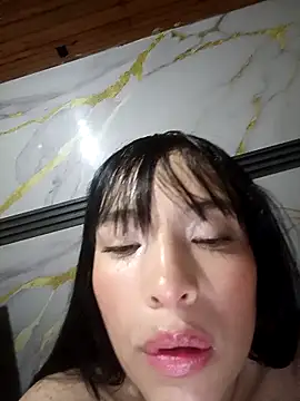 Snapshot of Zoebreastmilk2 chatting on December 3, 2025, 3:55 pm Zoebreastmilk2 online show from December 3, 2025, 3:55 pm