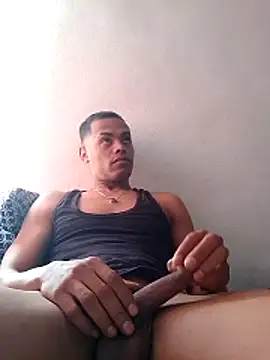 Snapshot of javier0990 chatting on May 11, 2026, 2:56 pm javier0990 online show from May 11, 2026, 2:56 pm