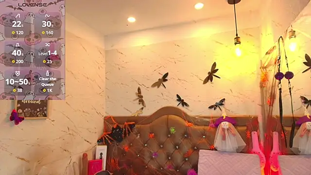 Snapshot of ANDROMEEDA chatting on October 24, 2025, 5:17 am ANDROMEEDA online show from October 24, 2025, 5:17 am