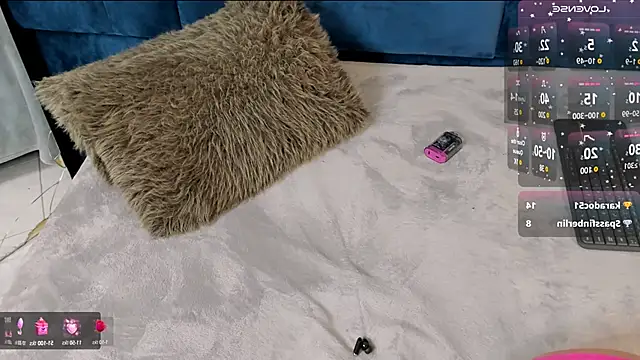 Samantha-Harpper online show from March 15, 2025, 7:42 am