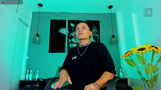 Draco collins online show from November 25, 2025, 8:20 pm