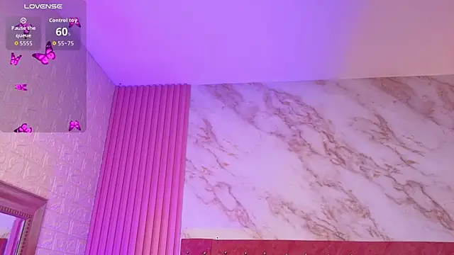 goldilockss15 online show from April 10, 2026, 11:28 am