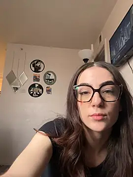 jvanillyyyy online show from March 8, 2025, 4:50 pm