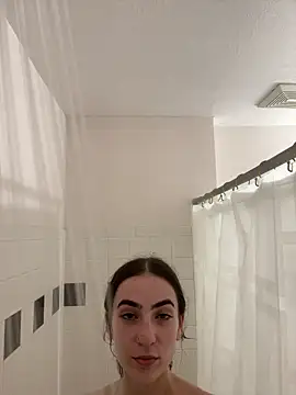 jvanillyyyy online show from March 13, 2025, 5:22 am