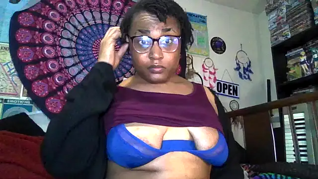 GardeniaFields online show from April 1, 2026, 9:45 pm