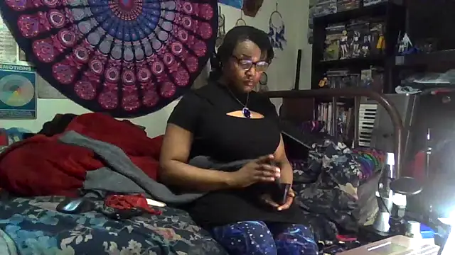 GardeniaFields online show from December 20, 2025, 3:09 am