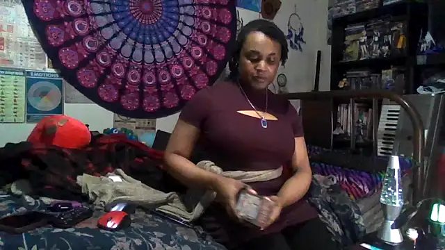 GardeniaFields online show from November 27, 2025, 2:01 am