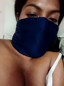 Snapshot of naughtyreva chatting on March 8, 2025, 10:34 pm naughtyreva online show from March 8, 2025, 10:34 pm