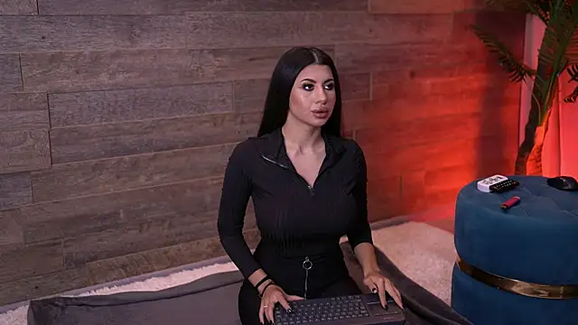 Snapshot of TanyaVonDe chatting on November 21, 2025, 6:51 pm TanyaVonDe online show from November 21, 2025, 6:51 pm