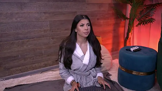 Snapshot of TanyaVonDe chatting on November 11, 2025, 5:52 pm TanyaVonDe online show from November 11, 2025, 5:52 pm