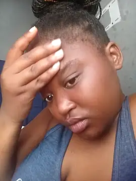 Snapshot of SexyShybarbie chatting on October 22, 2025, 8:36 am SexyShybarbie online show from October 22, 2025, 8:36 am