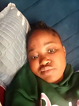 Snapshot of SexyShybarbie chatting on October 17, 2025, 5:11 am SexyShybarbie online show from October 17, 2025, 5:11 am