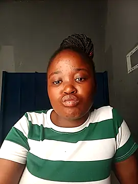 Snapshot of SexyShybarbie chatting on October 15, 2025, 6:44 am SexyShybarbie online show from October 15, 2025, 6:44 am