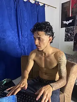 Snapshot of Zayn_kane chatting on November 13, 2025, 3:21 am Zayn kane online show from November 13, 2025, 3:21 am