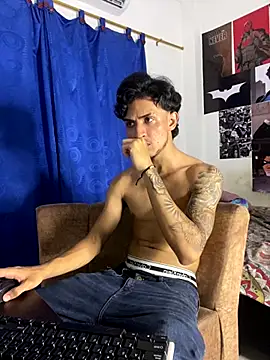 Snapshot of Zayn_kane chatting on November 23, 2025, 12:42 am Zayn kane online show from November 23, 2025, 12:42 am