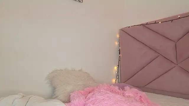 eva sin18 online show from February 6, 2026, 11:12 pm