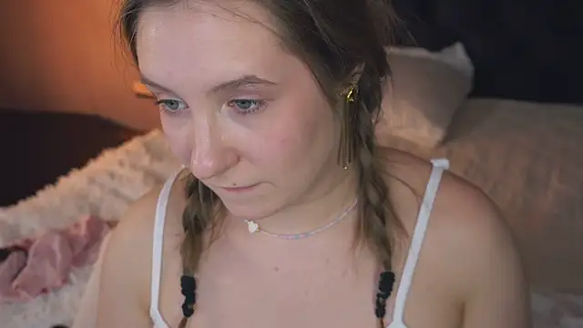 Snapshot of saint_trisha chatting on February 6, 2026, 4:41 am saint trisha online show from February 6, 2026, 4:41 am