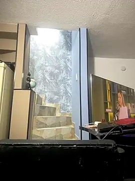 Snapshot of VictoriaGerard_Pink chatting on October 27, 2025, 12:11 am VictoriaGerard Pink online show from October 27, 2025, 12:11 am