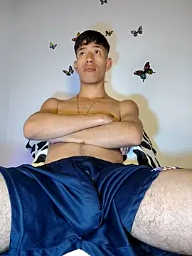 dareck 18 online show from March 26, 2026, 11:57 pm