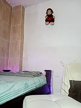 dareck 18 online show from January 7, 2026, 6:35 pm