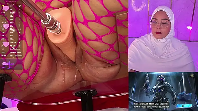 Snapshot of BBWHijab chatting on November 3, 2025, 6:18 am BBWHijab online show from November 3, 2025, 6:18 am