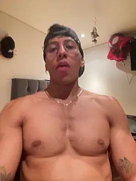 Snapshot of Thiago_Happy chatting on March 12, 2025, 3:46 am Thiago Happy online show from March 12, 2025, 3:46 am