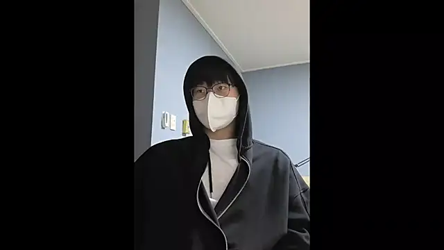 Snapshot of shudjk chatting on March 20, 2025, 2:32 pm shudjk online show from March 20, 2025, 2:32 pm