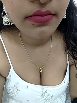 priya 00143 online show from November 25, 2025, 4:02 am