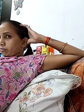 Snapshot of Hotty-Nidhi chatting on May 29, 2026, 6:25 pm Hotty-Nidhi online show from May 29, 2026, 6:25 pm