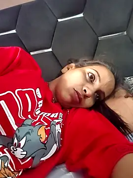 Snapshot of Hotty-Nidhi chatting on May 27, 2026, 2:52 am Hotty-Nidhi online show from May 27, 2026, 2:52 am