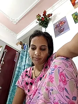 Snapshot of Hotty-Nidhi chatting on May 30, 2026, 6:42 am Hotty-Nidhi online show from May 30, 2026, 6:42 am