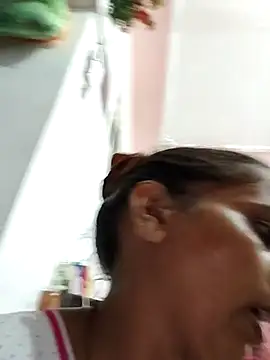 Snapshot of Hotty-Nidhi chatting on July 19, 2026, 4:32 am Hotty-Nidhi online show from July 19, 2026, 4:32 am