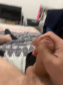 Snapshot of perpignan6659 chatting on March 11, 2025, 4:40 pm perpignan6659 online show from March 11, 2025, 4:40 pm