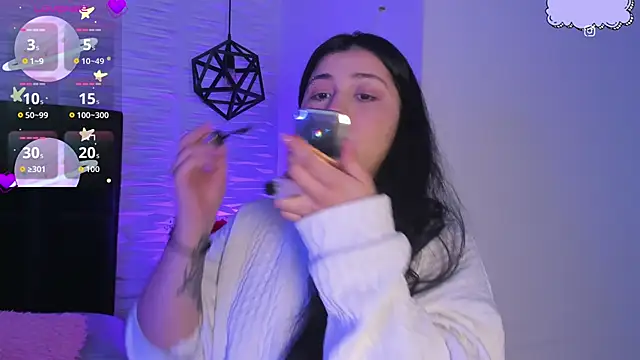 Snapshot of Melody_Black_ chatting on December 17, 2025, 8:47 pm Melody Black online show from December 17, 2025, 8:47 pm