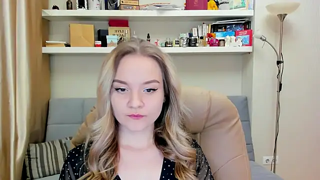 Snapshot of Kara_Smith_ chatting on January 10, 2025, 11:50 pm Kara Smith online show from January 10, 2025, 11:50 pm