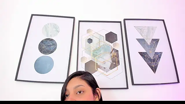 dullce77 online show from January 5, 2026, 7:28 pm