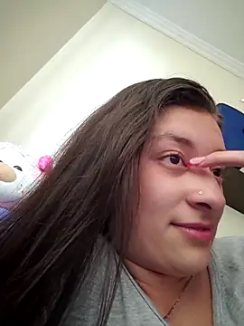 Snapshot of HOLY_DOLL chatting on October 1, 2025, 8:57 pm HOLY DOLL online show from October 1, 2025, 8:57 pm