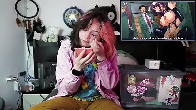 Snapshot of Devil_And_Princess chatting on October 24, 2025, 1:37 am Devil And Princess online show from October 24, 2025, 1:37 am