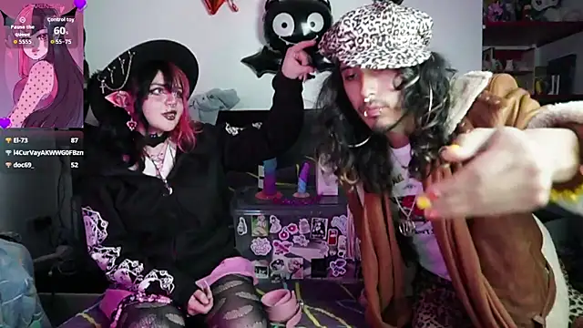 Snapshot of Devil_And_Princess chatting on February 15, 2026, 4:02 am Devil And Princess online show from February 15, 2026, 4:02 am