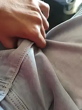 Mr skywalker online show from November 24, 2025, 7:08 am