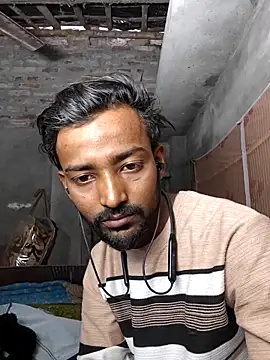 India HOT23 online show from December 21, 2025, 4:47 am