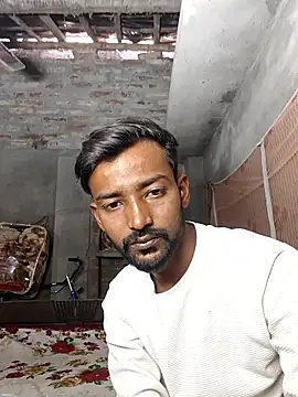 India HOT23 online show from November 23, 2025, 4:22 am