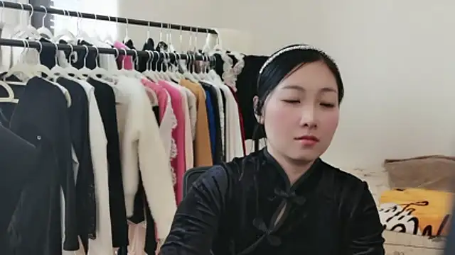 Rachel-6600 online show from January 9, 2026, 1:56 am