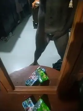 Snapshot of Suvo77Midnight chatting on September 9, 2025, 5:11 pm Suvo77Midnight online show from September 9, 2025, 5:11 pm