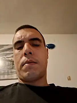 Snapshot of marco199077 chatting on February 17, 2026, 7:44 pm marco199077 online show from February 17, 2026, 7:44 pm