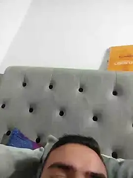 Snapshot of Andy-rtg chatting on March 12, 2025, 1:25 am Andy-rtg online show from March 12, 2025, 1:25 am