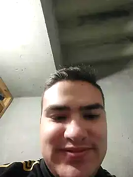 Snapshot of Andy-rtg chatting on March 21, 2025, 2:28 am Andy-rtg online show from March 21, 2025, 2:28 am