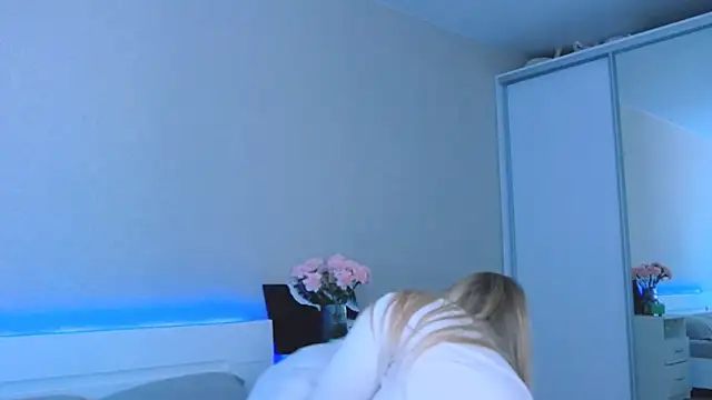 Snapshot of DIANAxxxDIAMOND chatting on October 16, 2025, 2:58 pm DIANAxxxDIAMOND online show from October 16, 2025, 2:58 pm